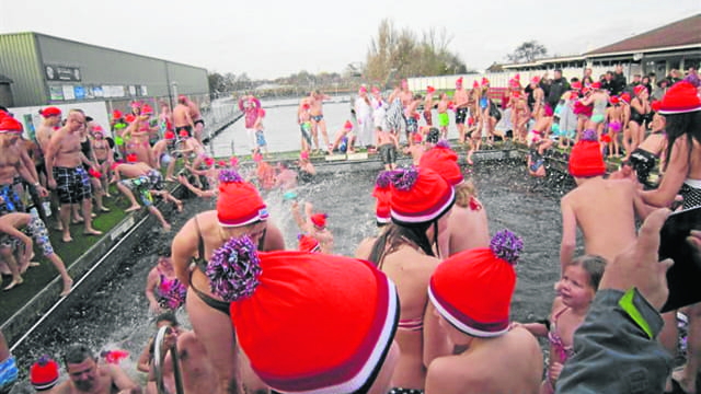 oosterbad nieuwjaarsduik