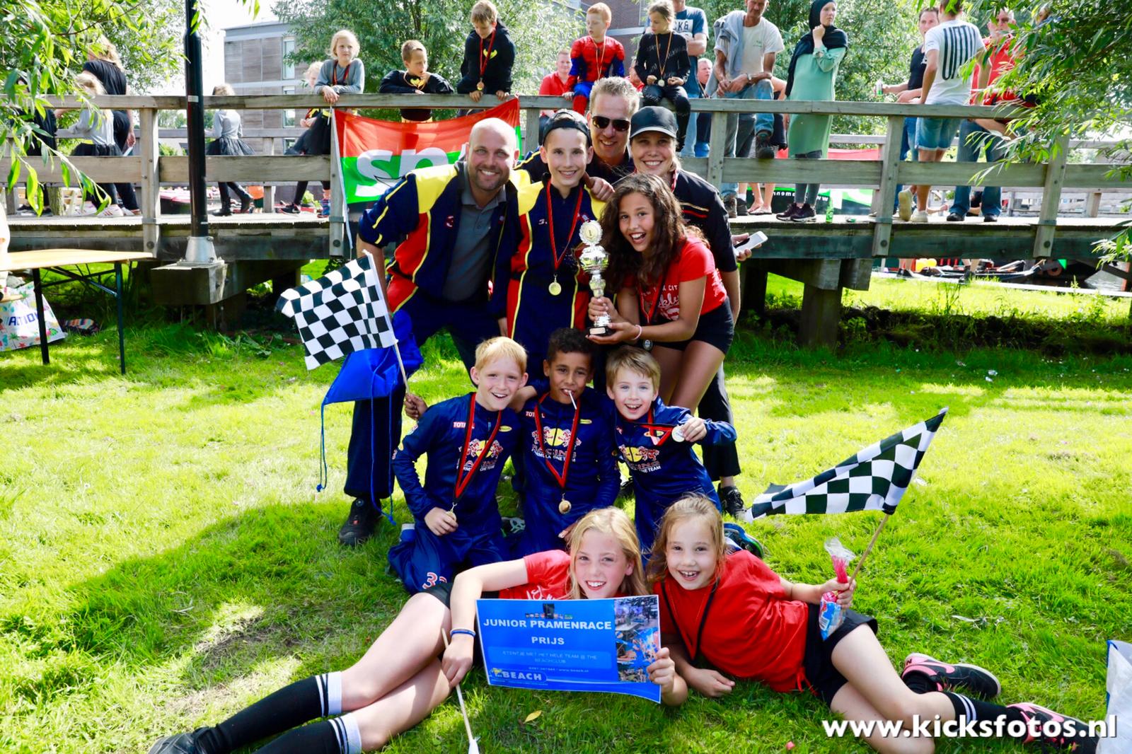 Junior Stenhuismaatjes wint Junior Pramenrace