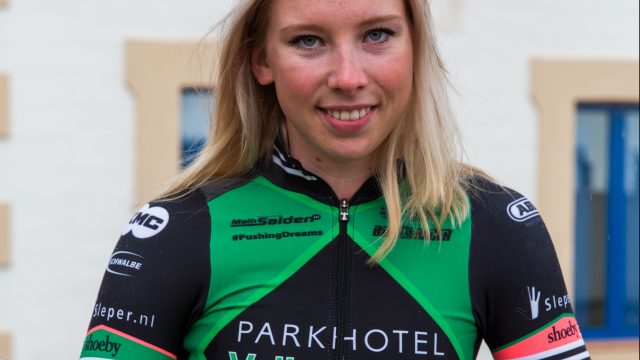 Lorena Wiebes (19) naar NK Wielrennen