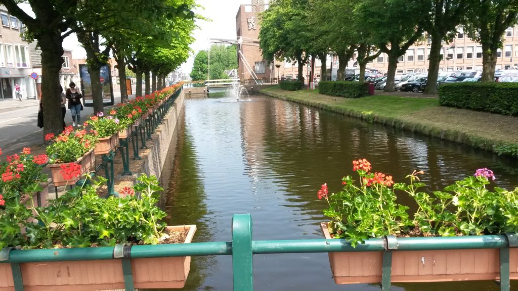 Opvang 40 ‘nareizigers’ in Hotel De Jonge Heertjes