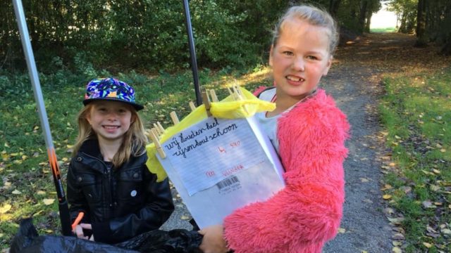 Noa en Vlinder houden Rijsenhout schoon!