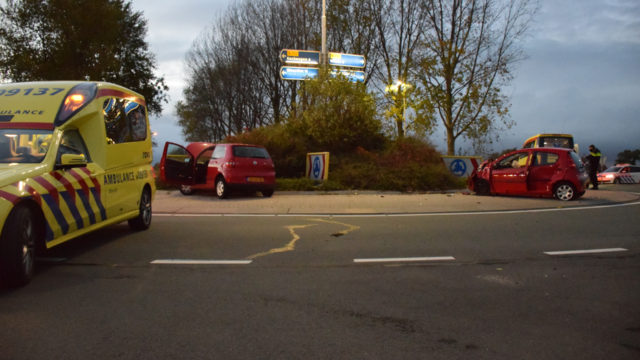 Gewonde bij ongeluk op N212 in Wilnis