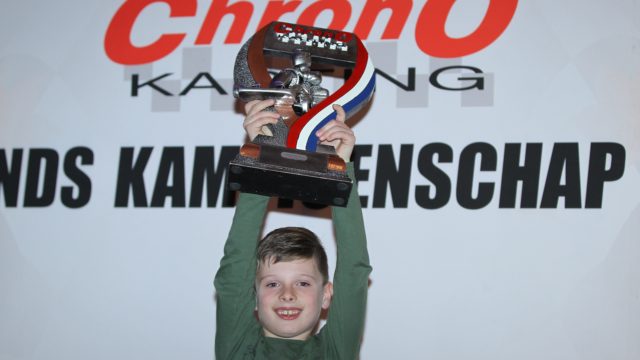 karten beker voor Max Sadurski