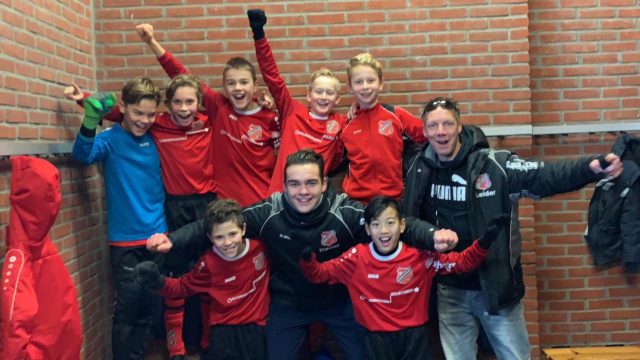 RKDES jo12-1 kampioen