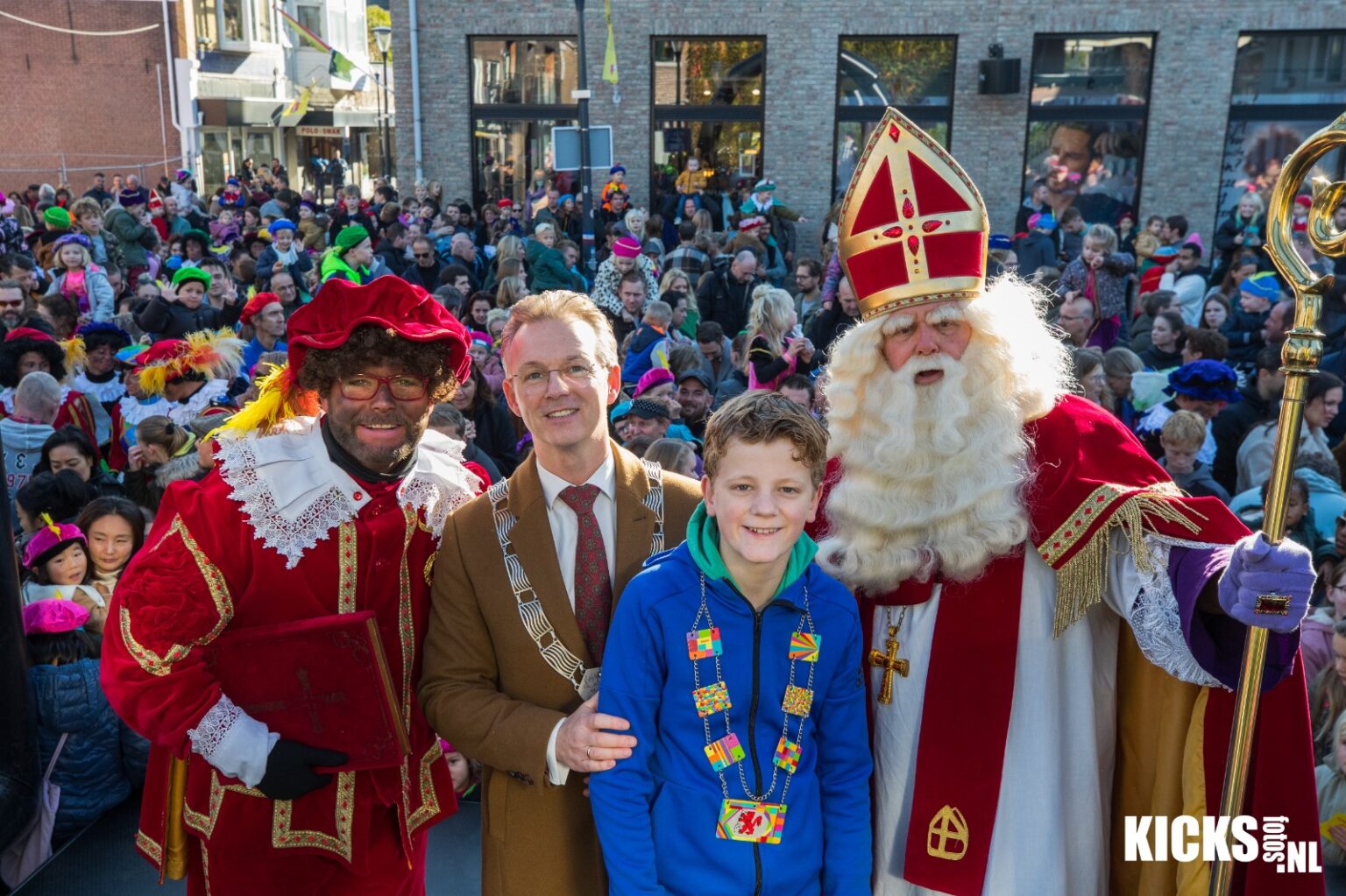 Intocht Sinterklaas: Druk, gezellig en zonnig! - Nieuwe Meerbode