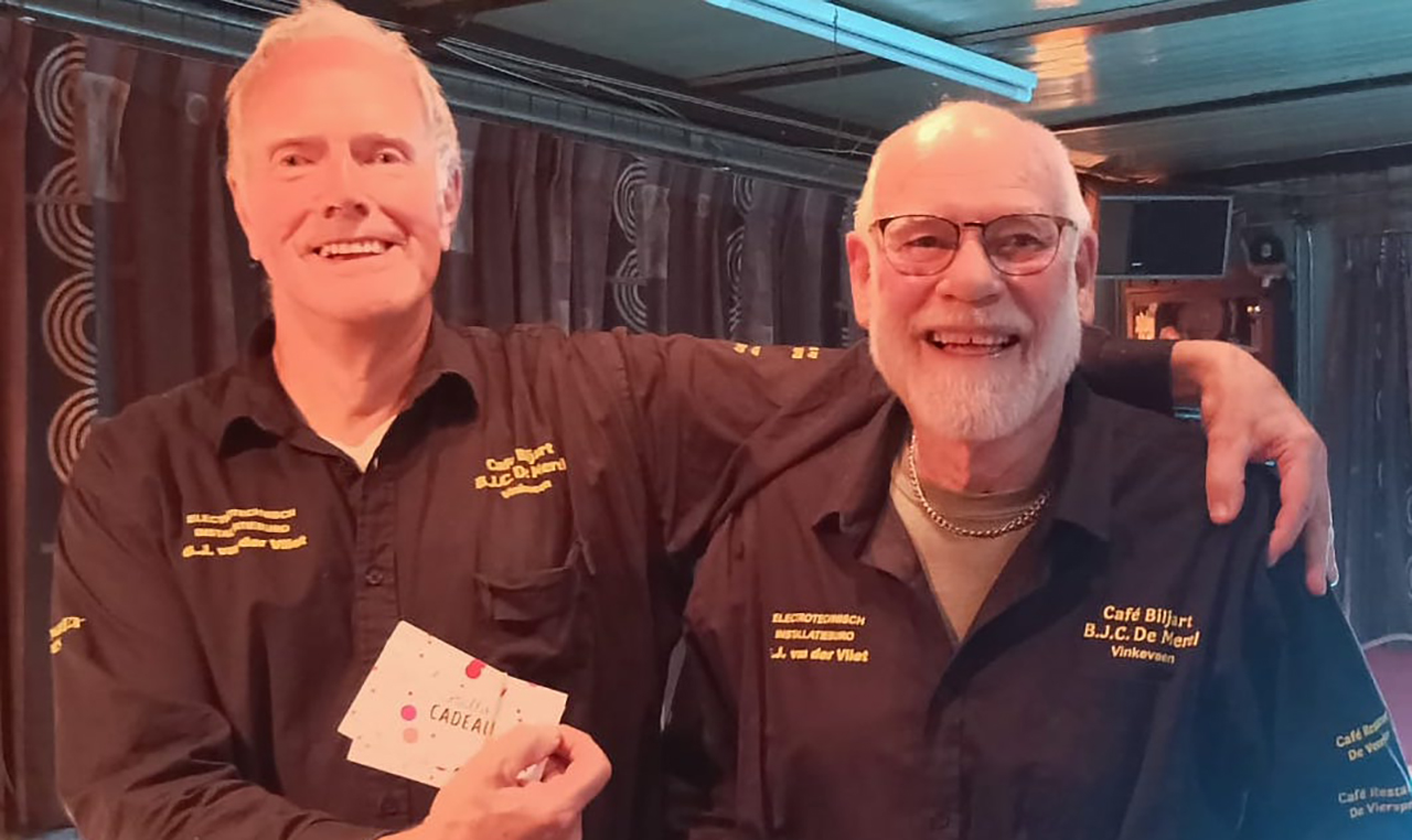 Gerard Roling en Arie van Vliet winnen prijsbiljarten - Nieuwe Meerbode