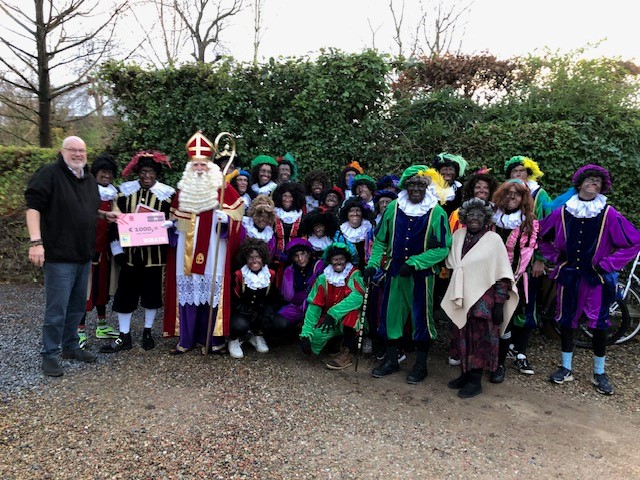 Cheque voor Pretpeurders van Veiling Kudelstaart