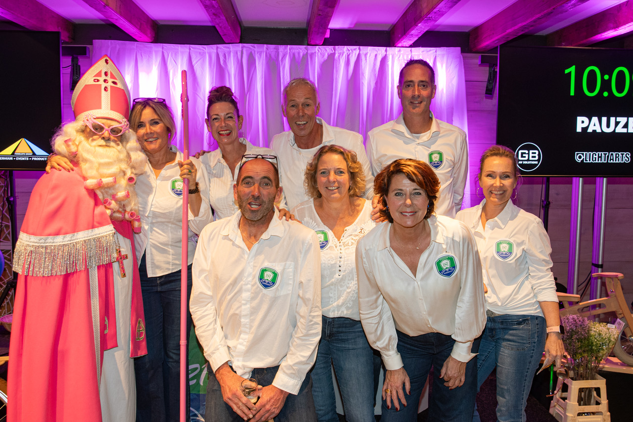 Veiling voor Sportpark Rijsenhout daverend succes!