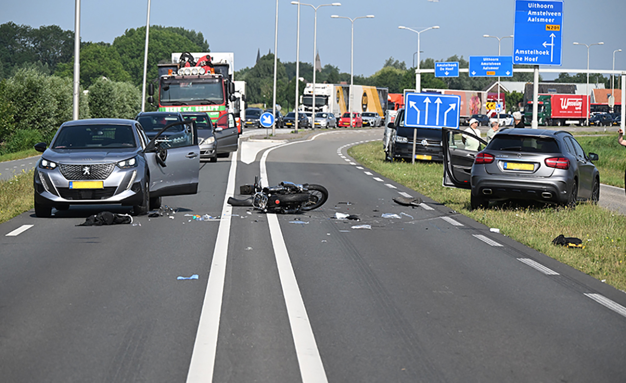 Motorrijder verongelukt op N201