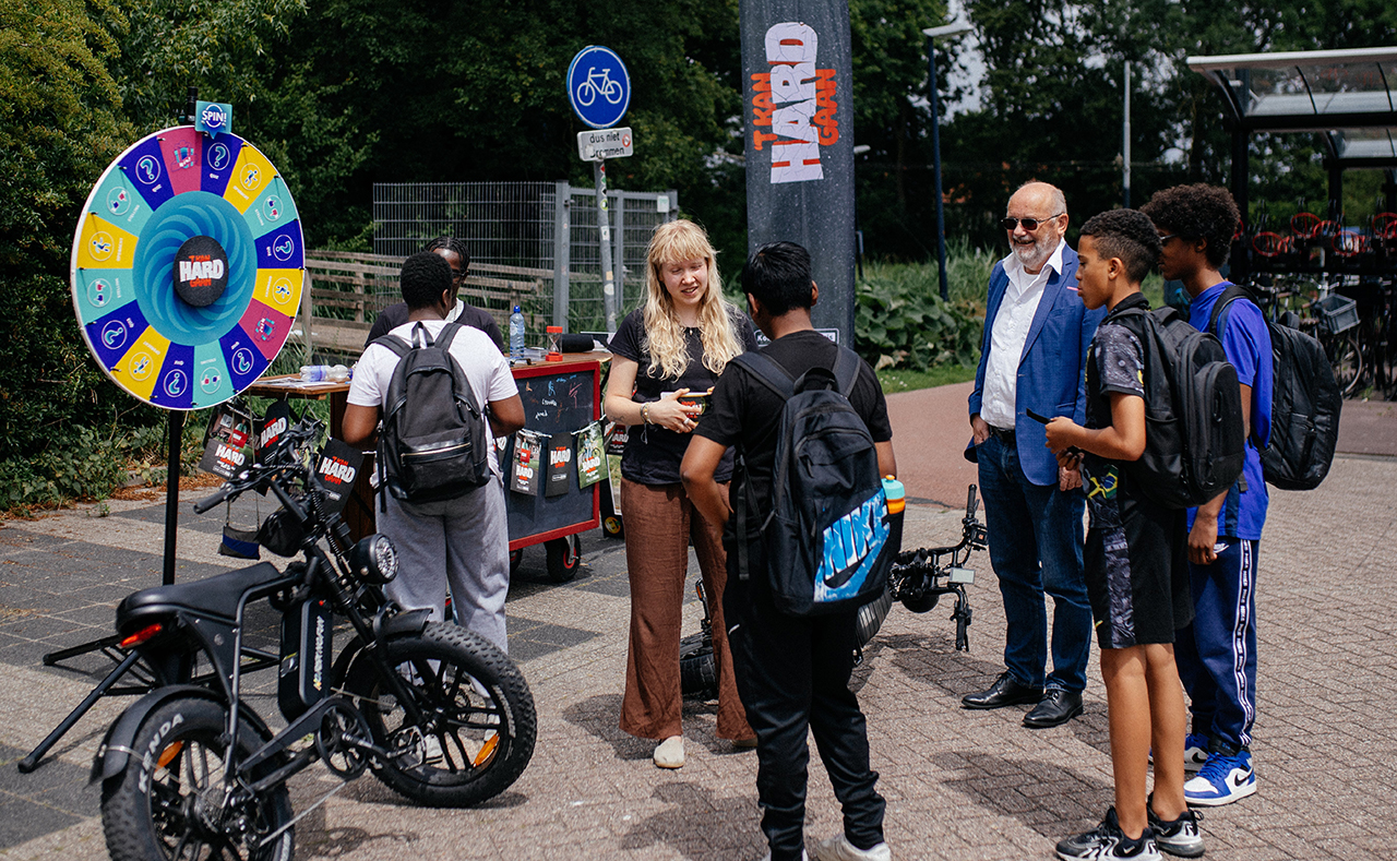 Uithoorn trapt af met campagne tegen opgevoerde e-bikes en fatbikes
