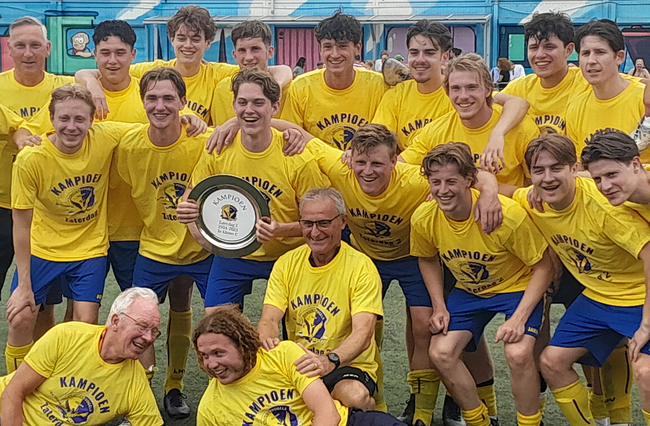 Legmeervogels Zaterdag 2 promoveert naar reserve eerste klasse