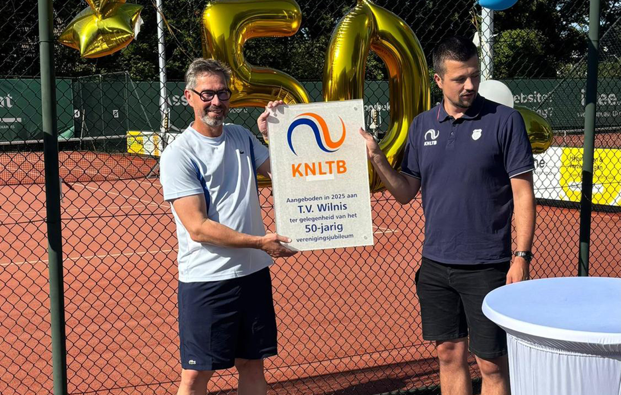 Tennisvereniging Wilnis vierde 50-jarig jubileum