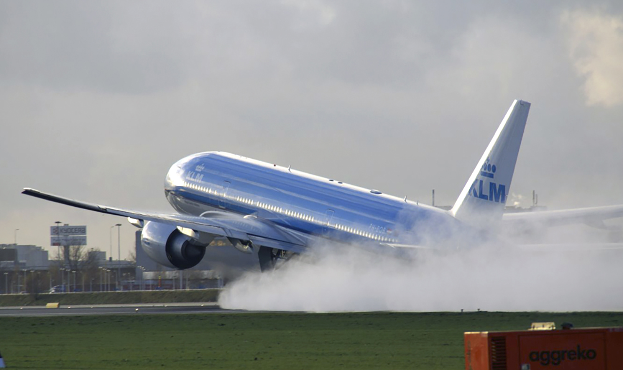 Inwoners Uithoorn blootgesteld aan te hoge geluidsniveaus door vliegverkeer