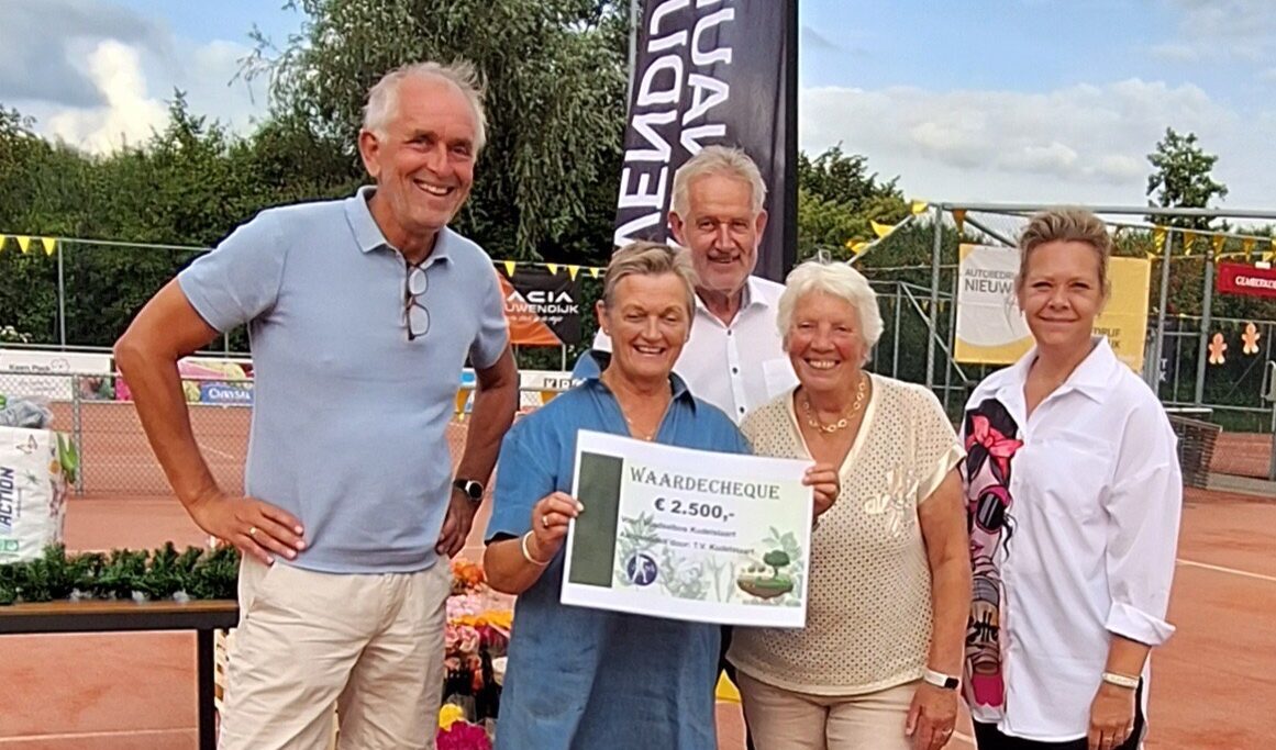 Er wordt volop geoogst in Voedselbos Kudelstaart