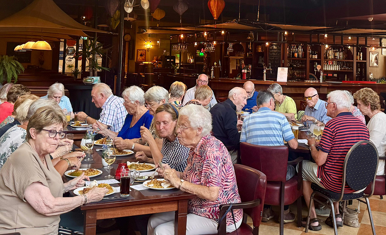 Samen aan tafel in Wilnis en Vinkeveen