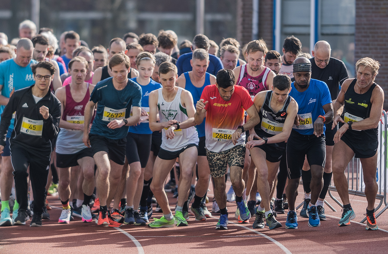 Eerste wedstrijd De Zilveren Turfloop start in Mijdrecht