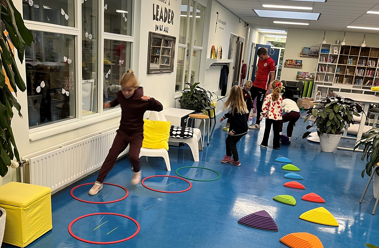 Schoolreis en kleuterfeest Kids College