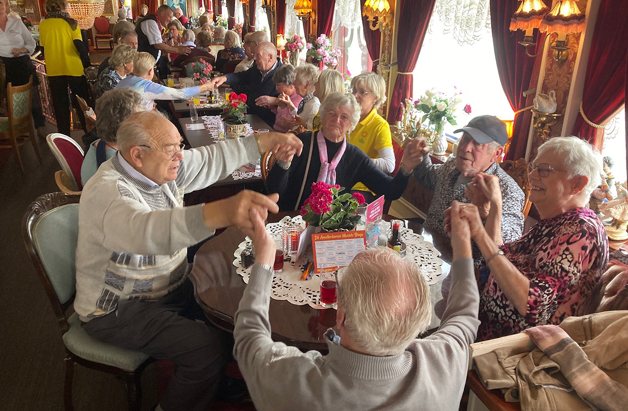 40 jaar Zonnebloem Vinkeveen/Waverveen groots gevierd