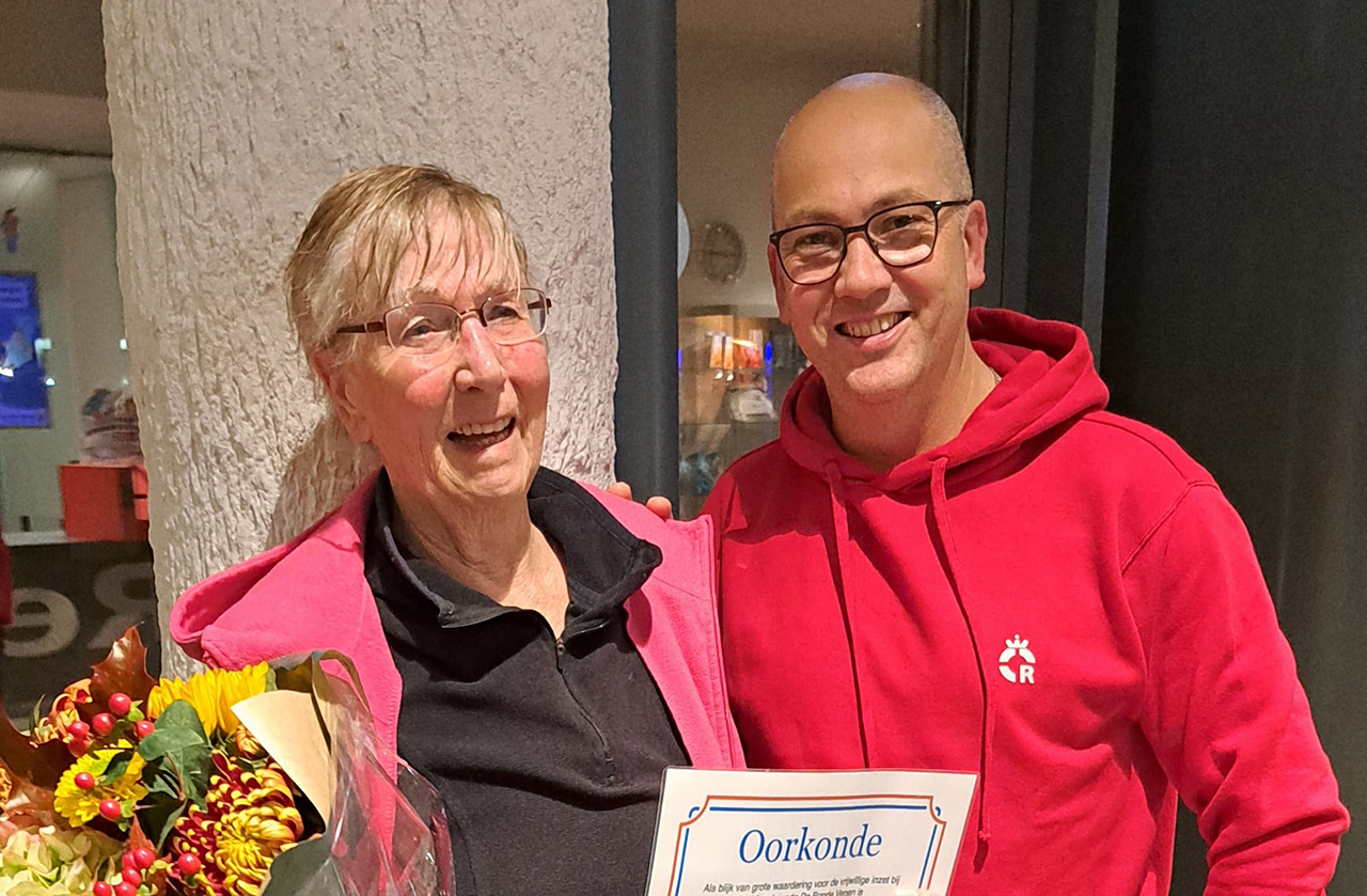 Ans Bruggeman benoemd tot erelid Reddingsbrigade De Ronde Venen