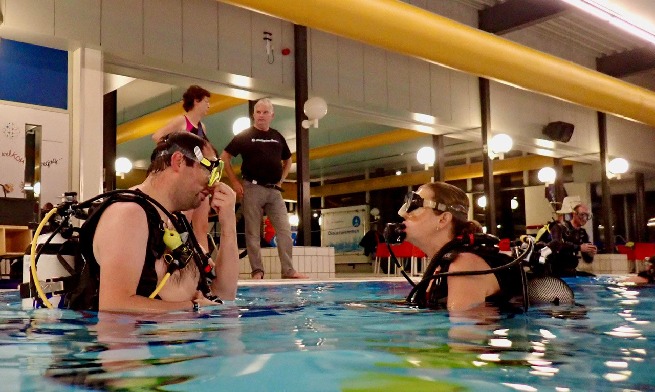 Thamen Diving biedt blik onder water