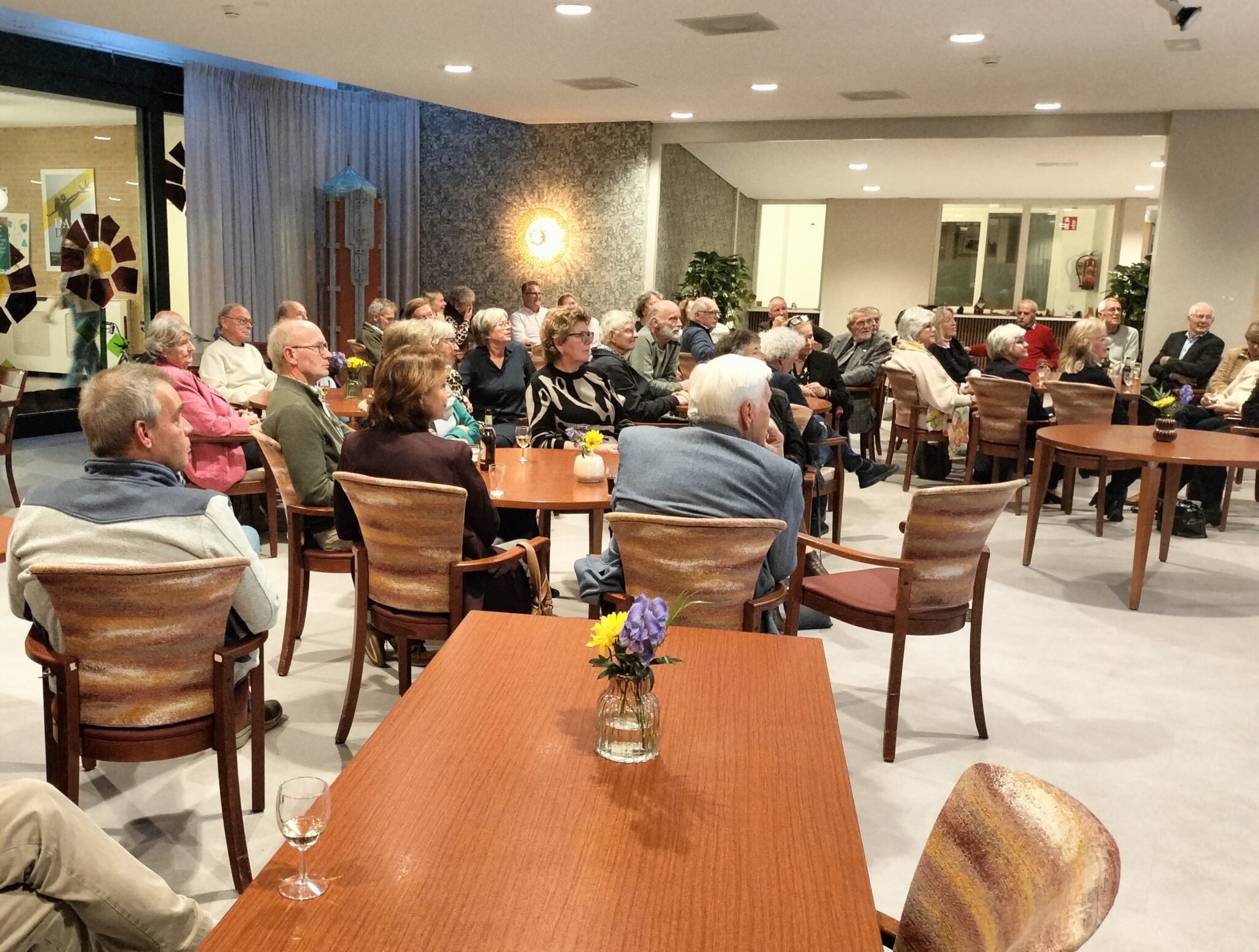 75+ Club te gast bij Zorgcentrum Aelsmeer