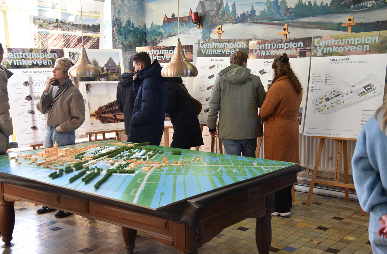 Informatieavond Centrumplan Vinkeveen trok veel belangstelling