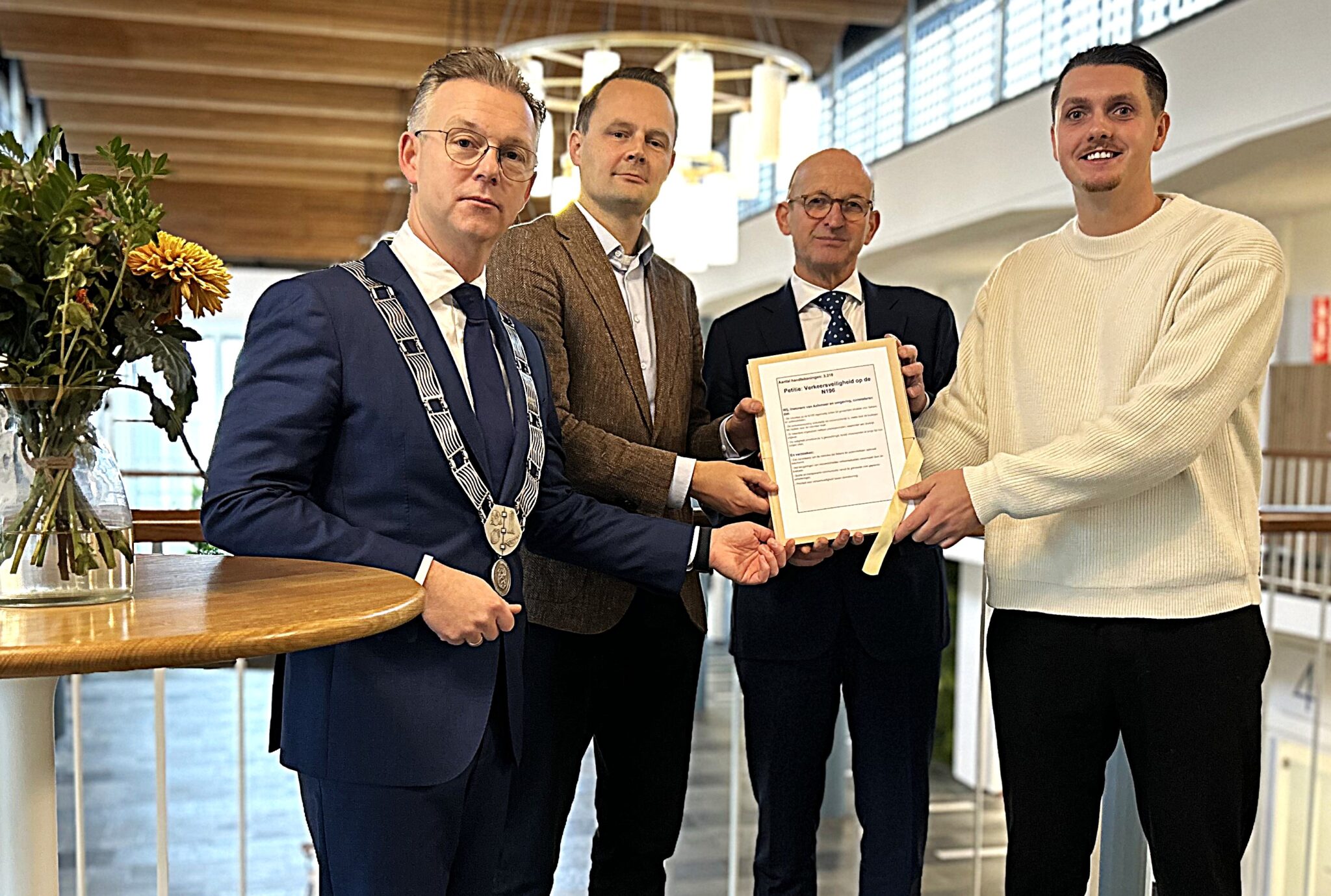 Petitie is overhandigd: 