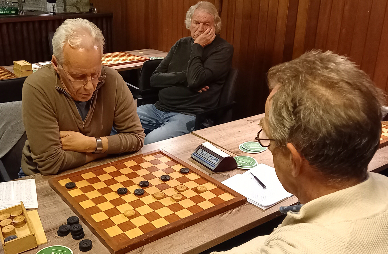 Grandioos debuut John Eekelschot bij damclub K&G