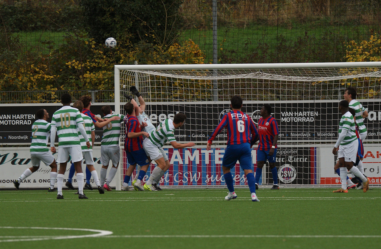 CSW en Amstelveen Heemraad delen punten