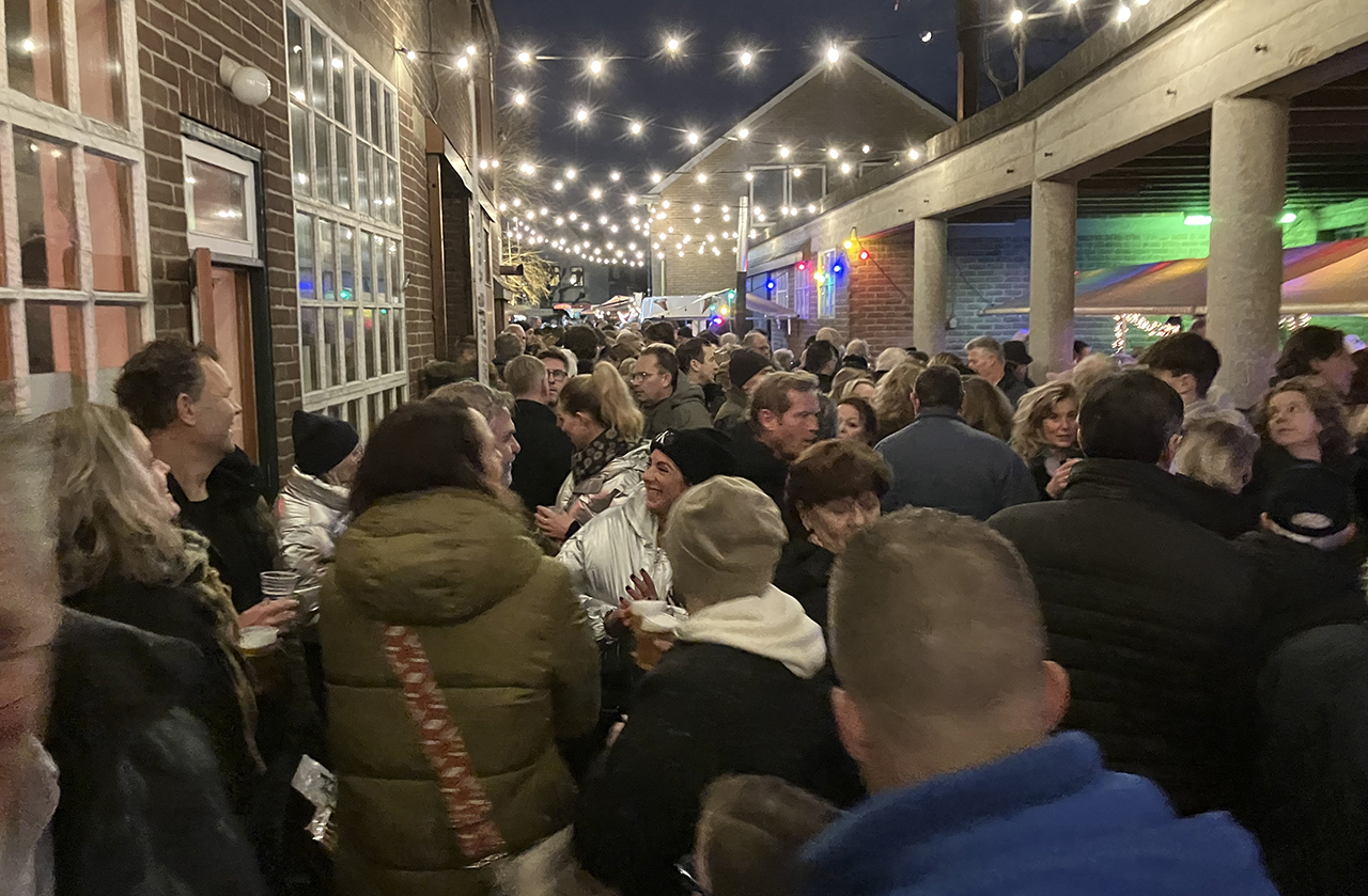 Kerstborrel Oranje Comité belooft volop gezelligheid