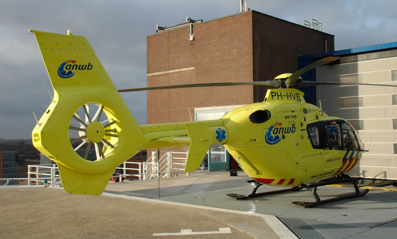Traumahelikopter ingezet bij reanimatie De Kwakel