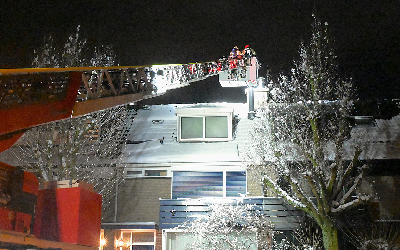 Schoorsteenbrand snel geblust