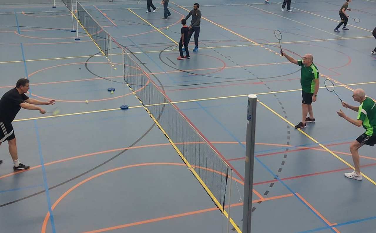 Veenshuttle opende 2026 sportief met oliebollentoernooi