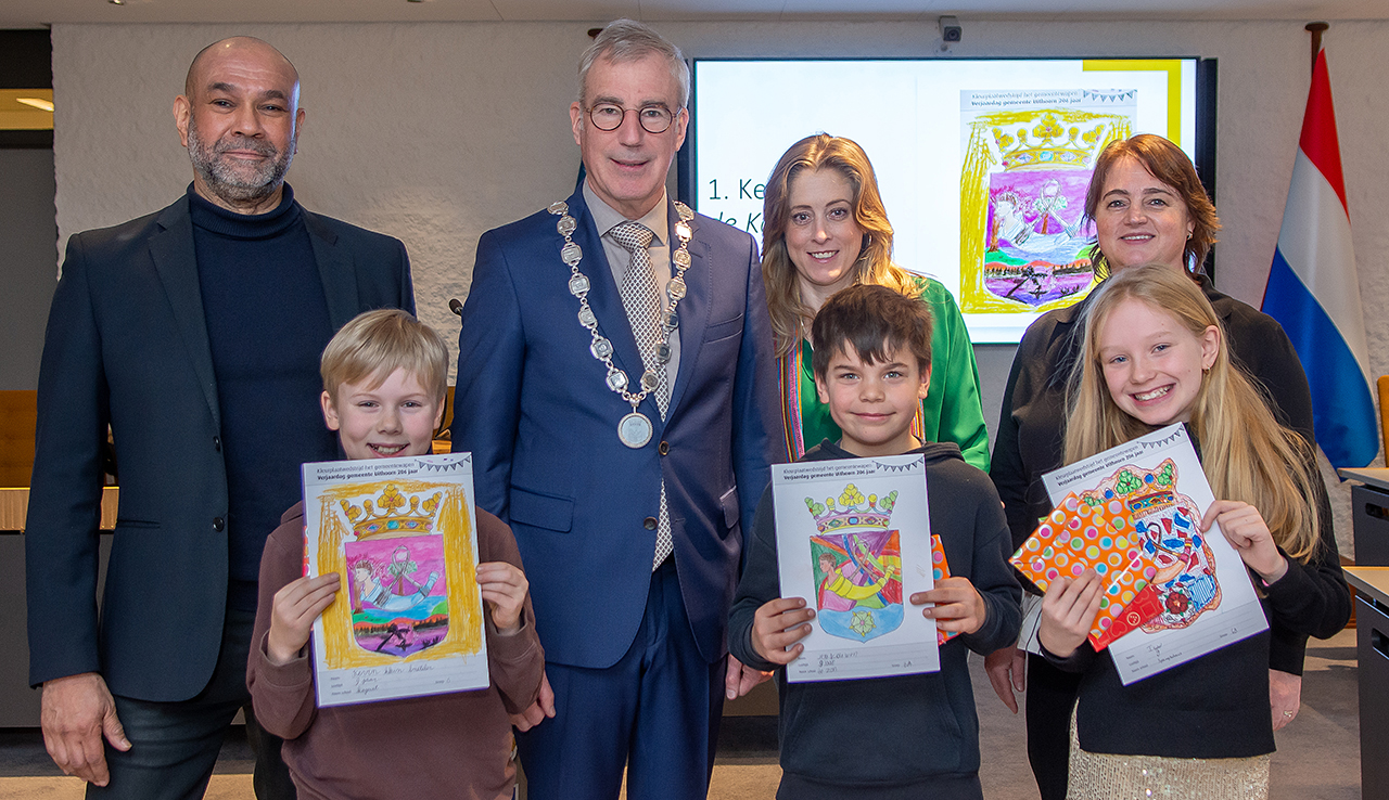 Gemeentewapen knap ingekleurd door scholieren