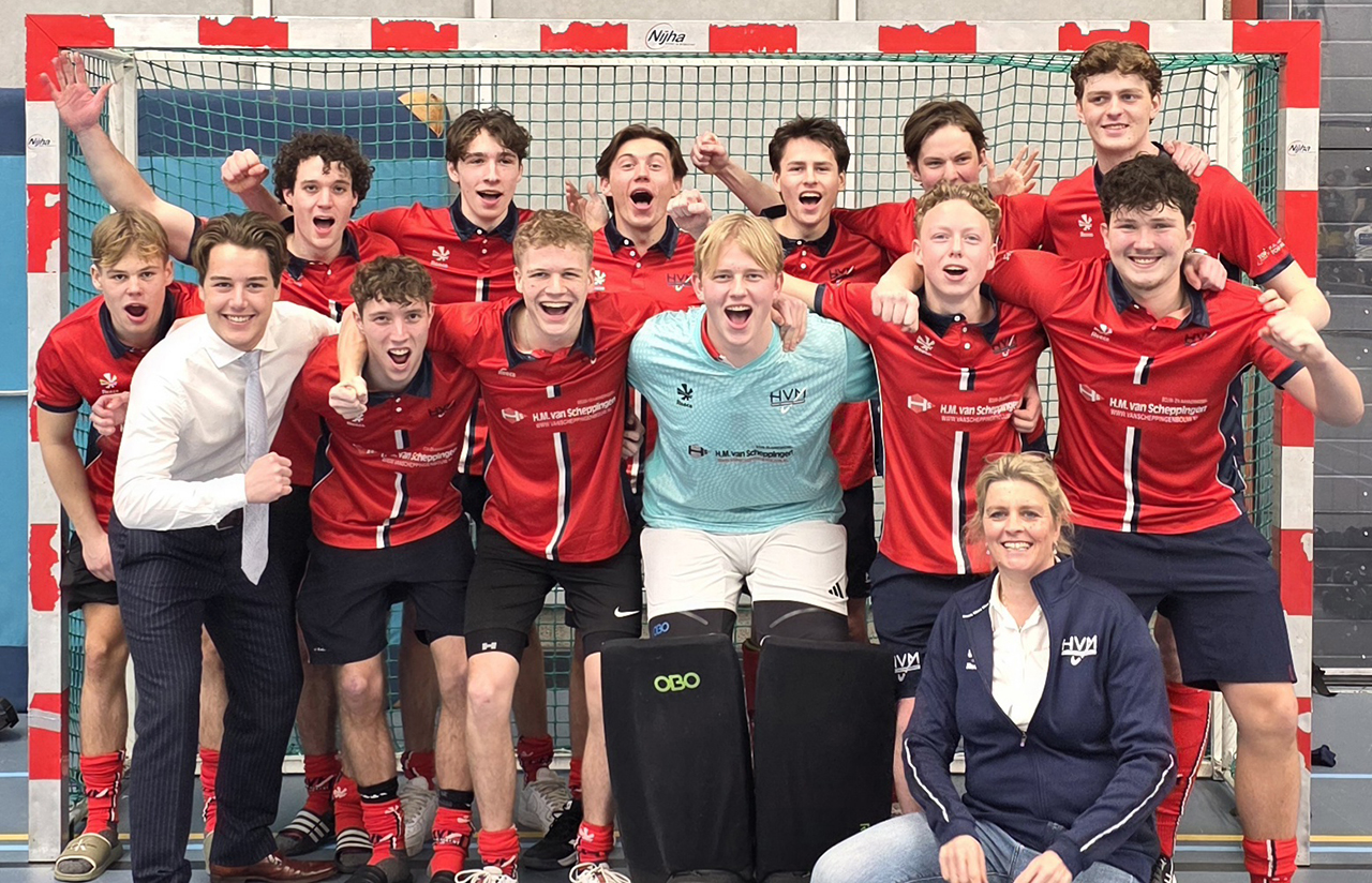 HV Mijdrecht HO25-1 derde op het NK Zaalhockey