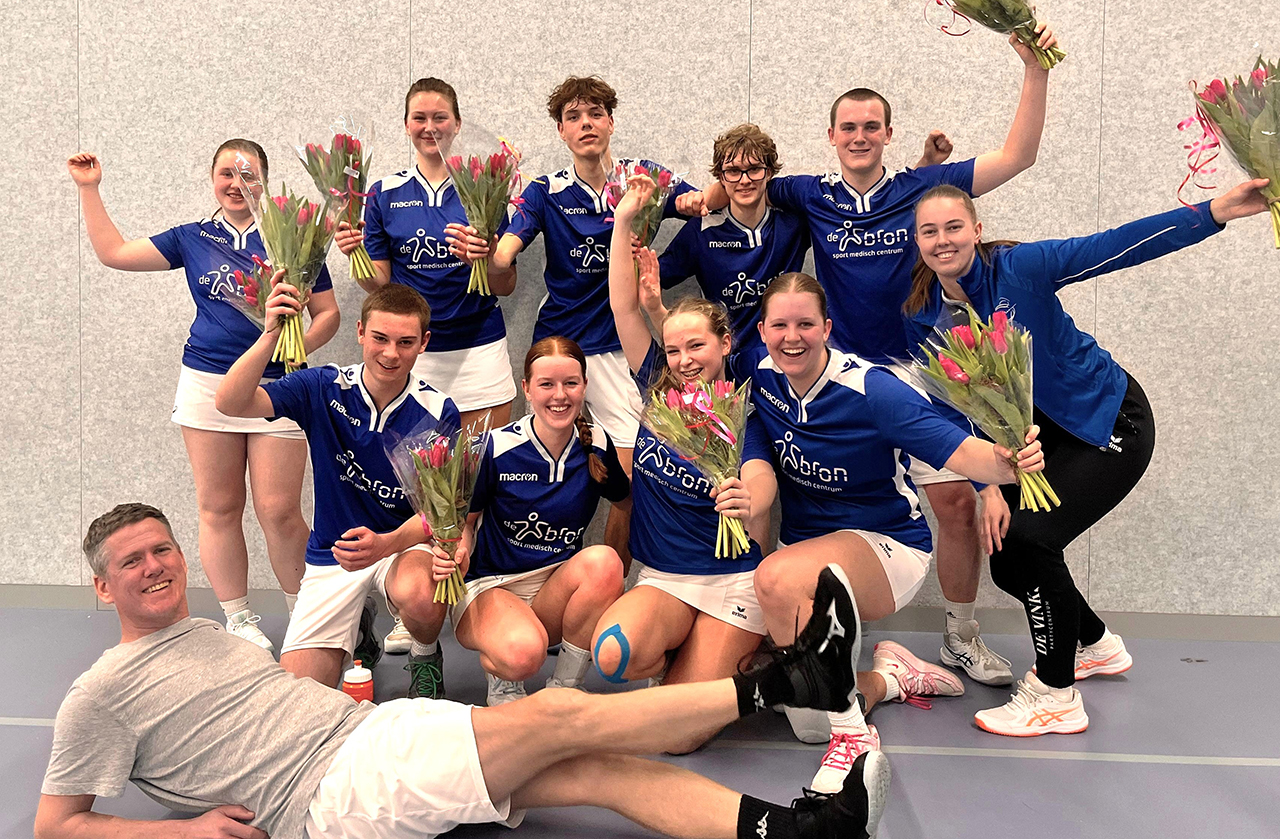 De Vinken J7 en De Vinken J1 zaalkampioen