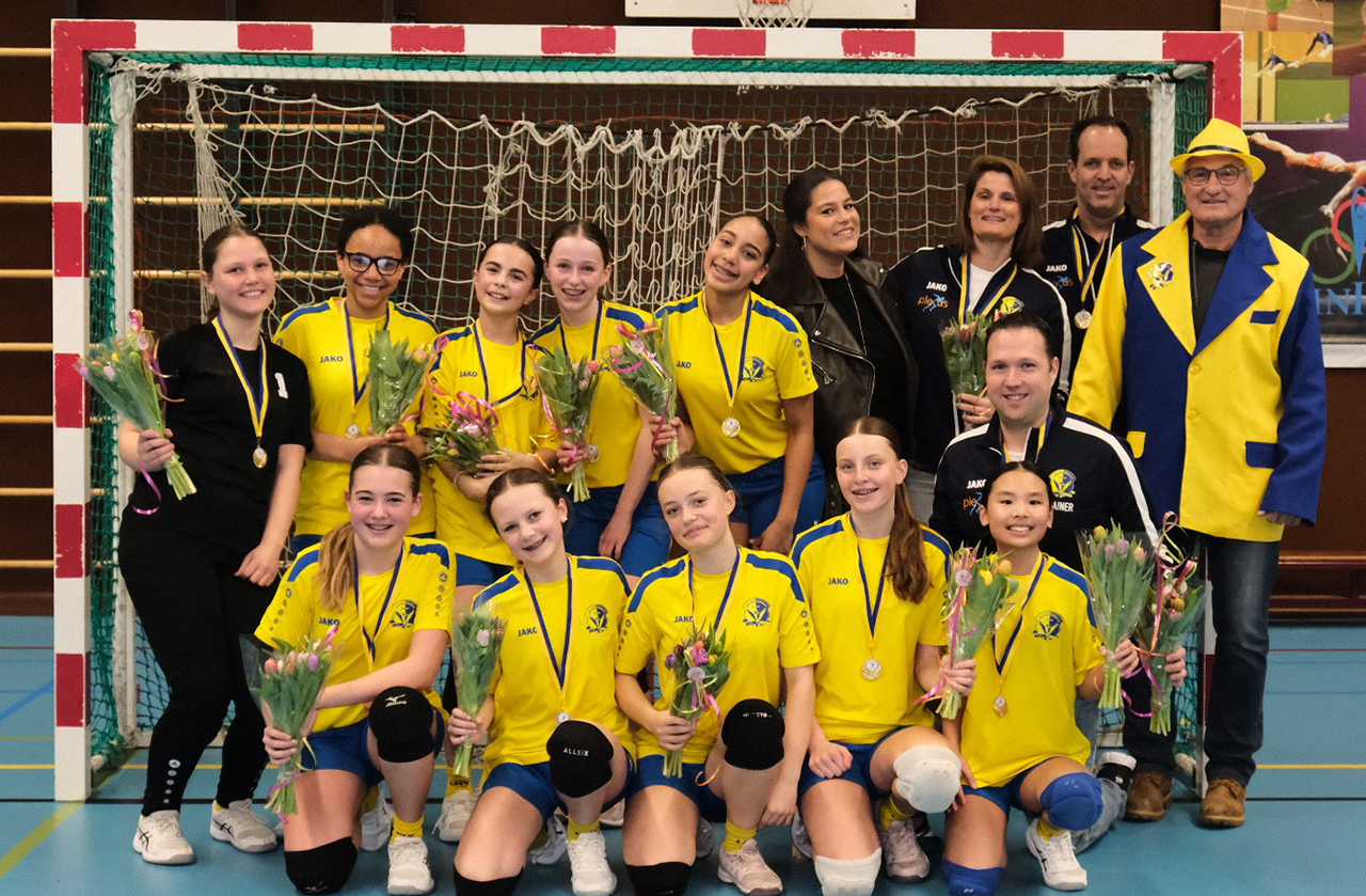 Legmeervogels D1 pakt overtuigend kampioenschap