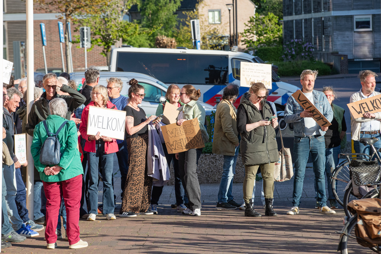 Demonstraties tegen en voor komst statushouders in Aalsmeer