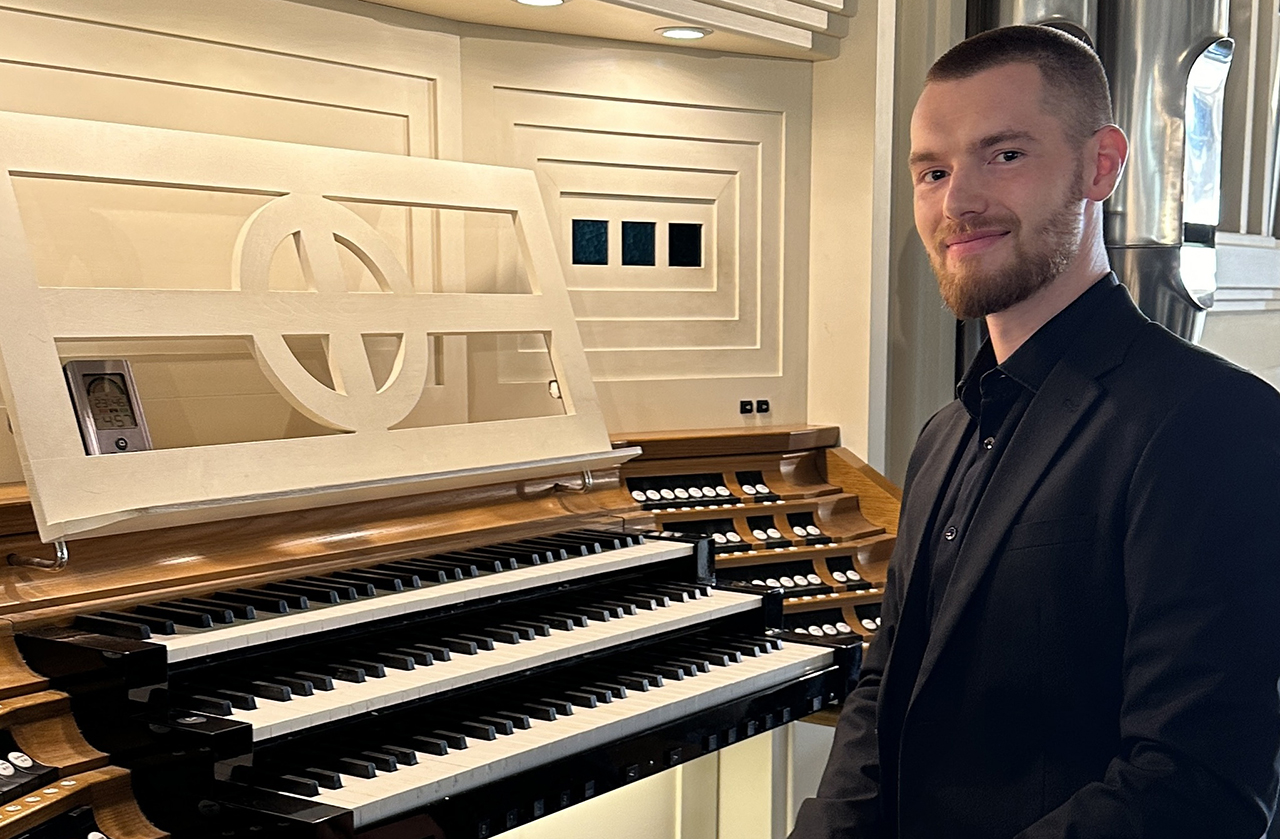 Vier handen op het Maarschalkerweerd-orgel