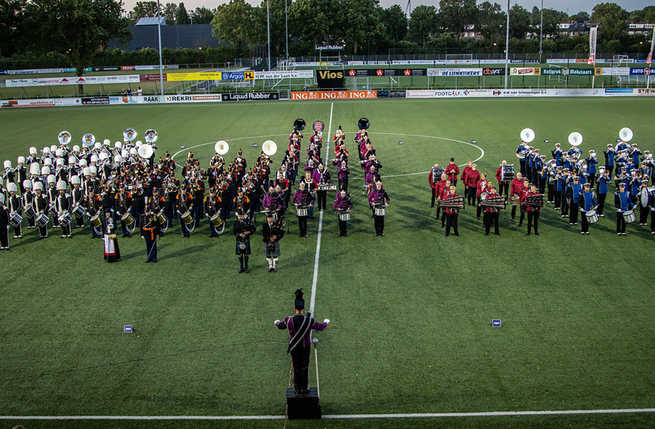 Taptoe VIOS Mijdrecht met topkorpsen