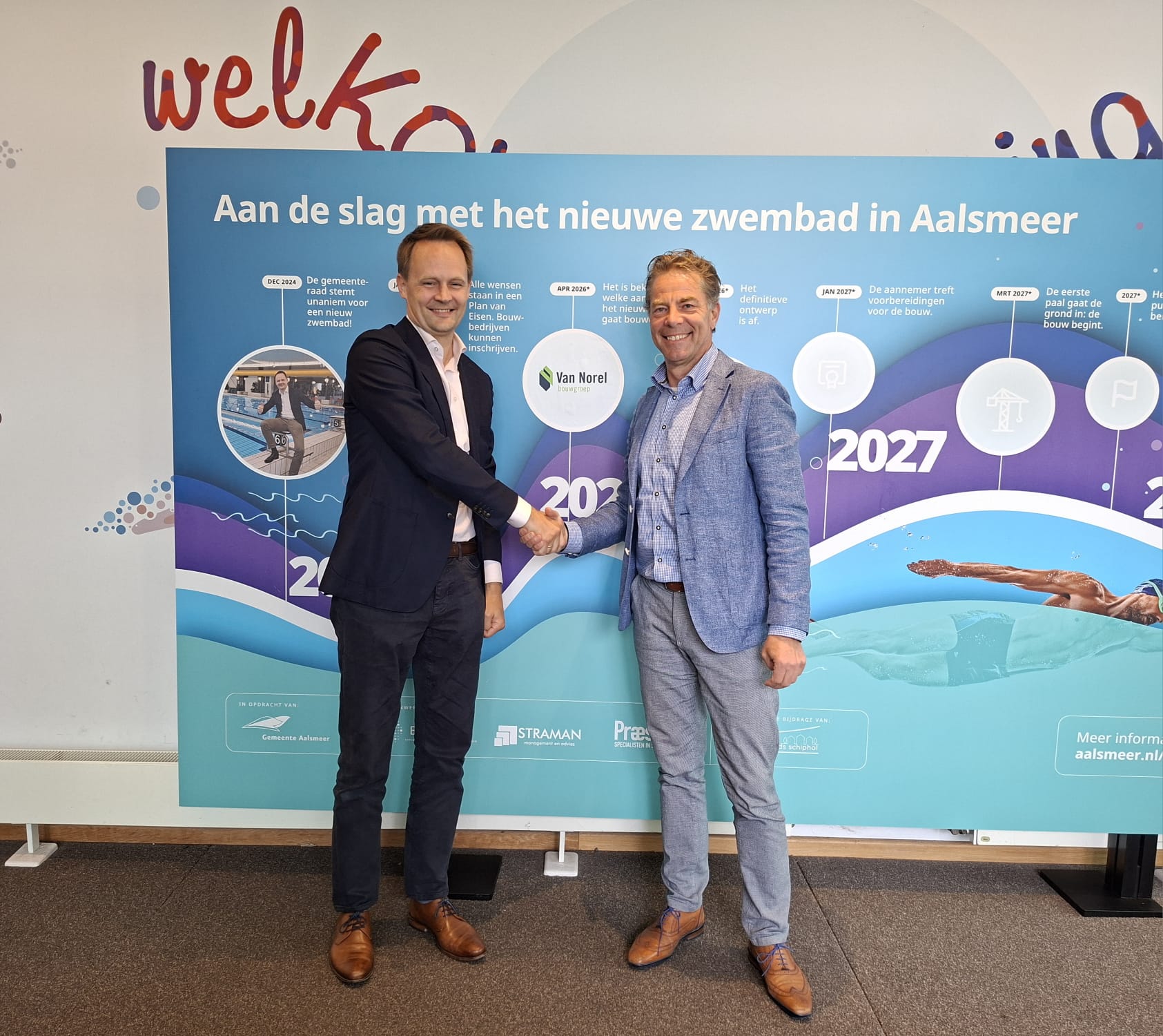 Contract getekend voor bouw nieuw zwembad