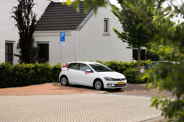Eerste 11 deelauto’s in Aalsmeer en Kudelstaart