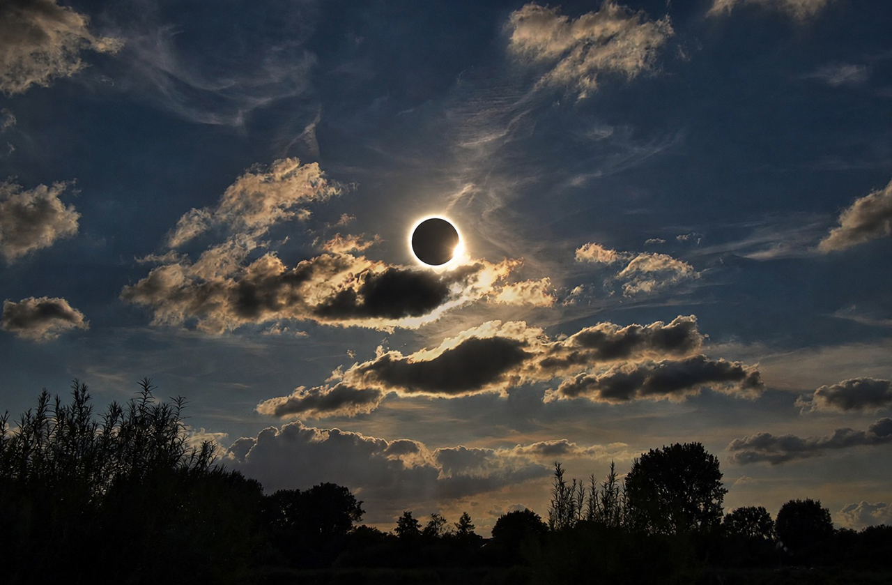 Zeldzame zonsverduistering zichtbaar in de regio