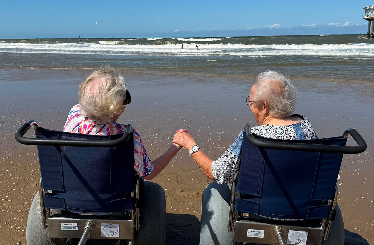 Hartenwens van vriendinnen vervuld in Scheveningen