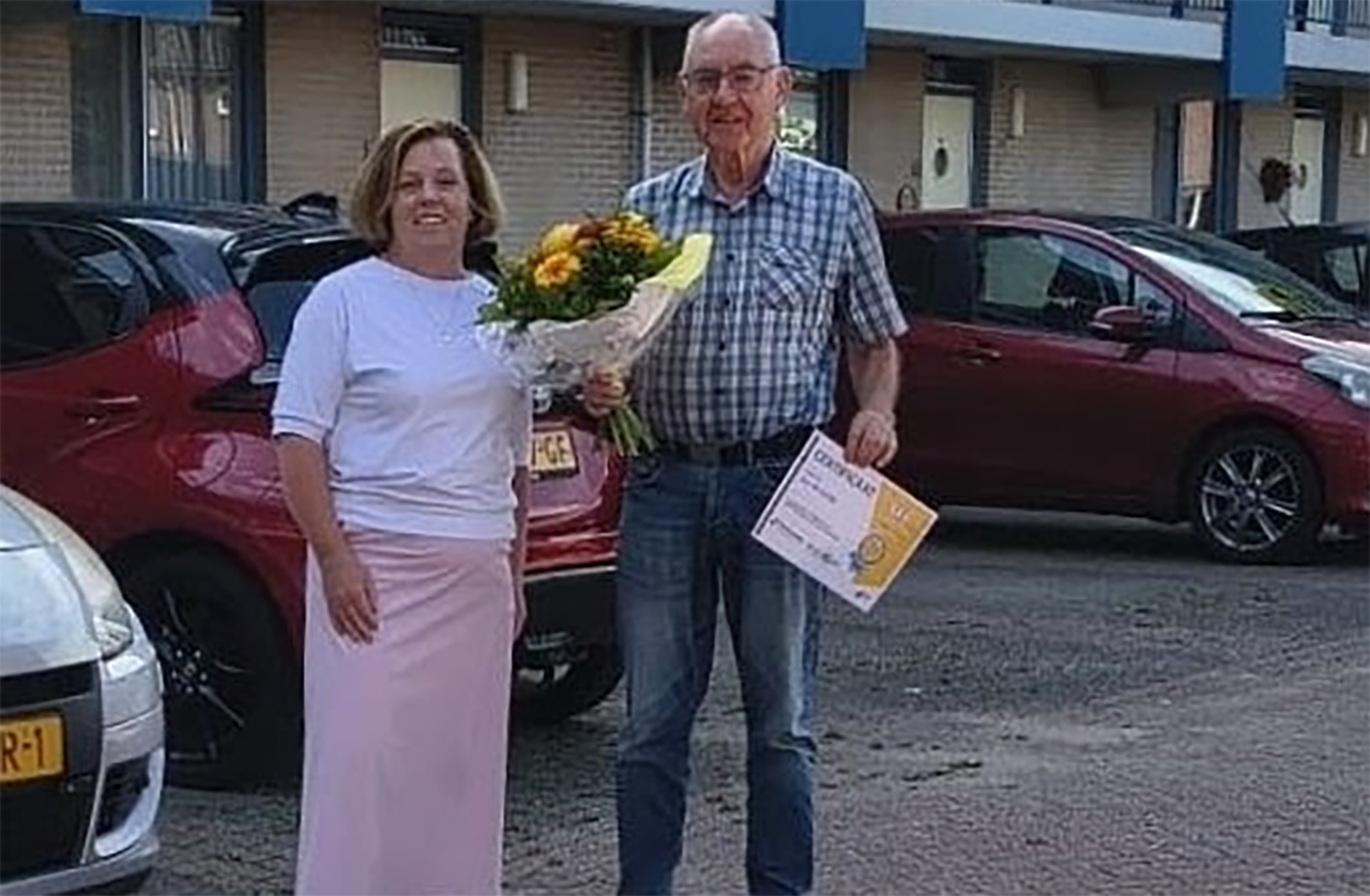 Vrijwillige chauffeur Jan rijdt 1.000e rit
