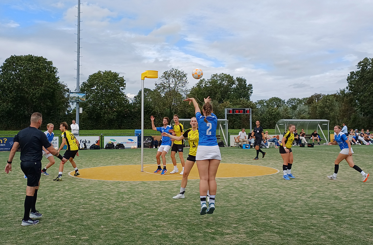 Historisch punt voor korfballers De Vinken